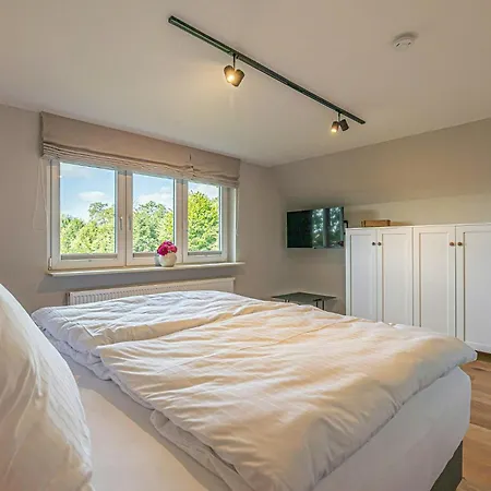 Tatil Evi Close To The With Field Views Maasholm