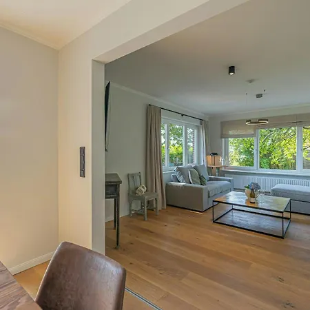 Country House Close To The Beach With Field Views بيت للعطل