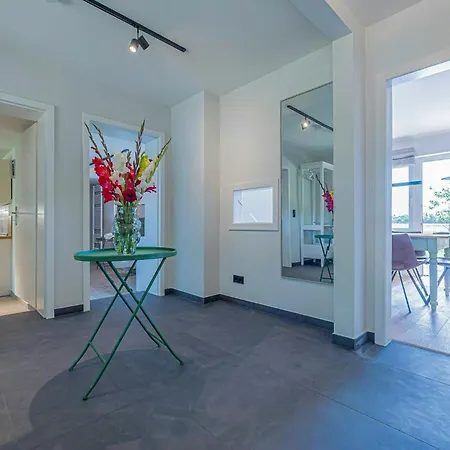 Close To The With Field Views * Maasholm