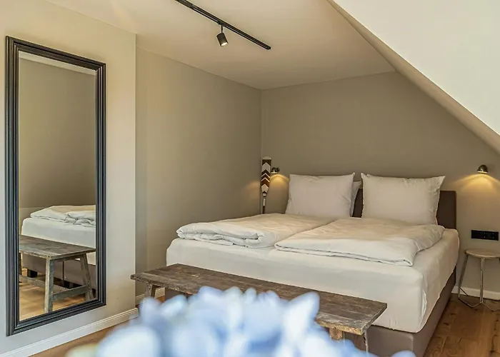 Close To The With Field Views *
